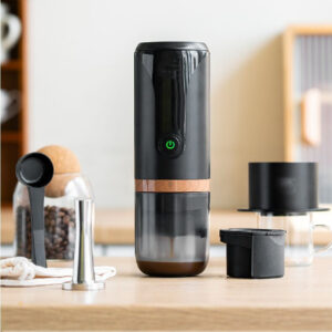 Best Hiking Coffee Maker in 2025– Portable Travel Coffee Brewer for Camping & Outdoors